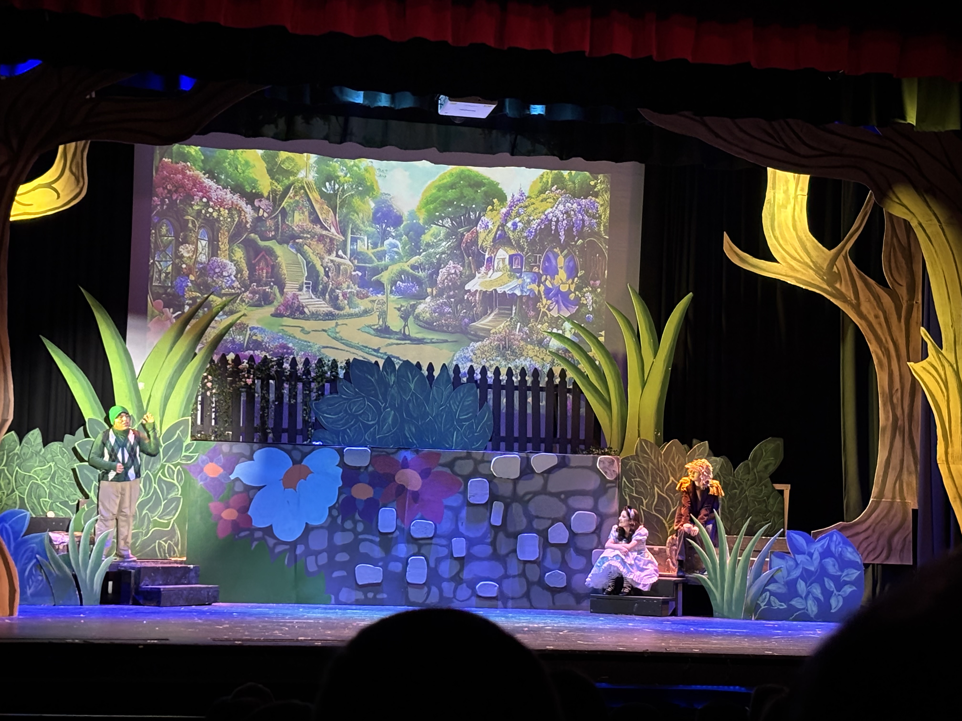 Alice in Wonderland - Wonderland Scene