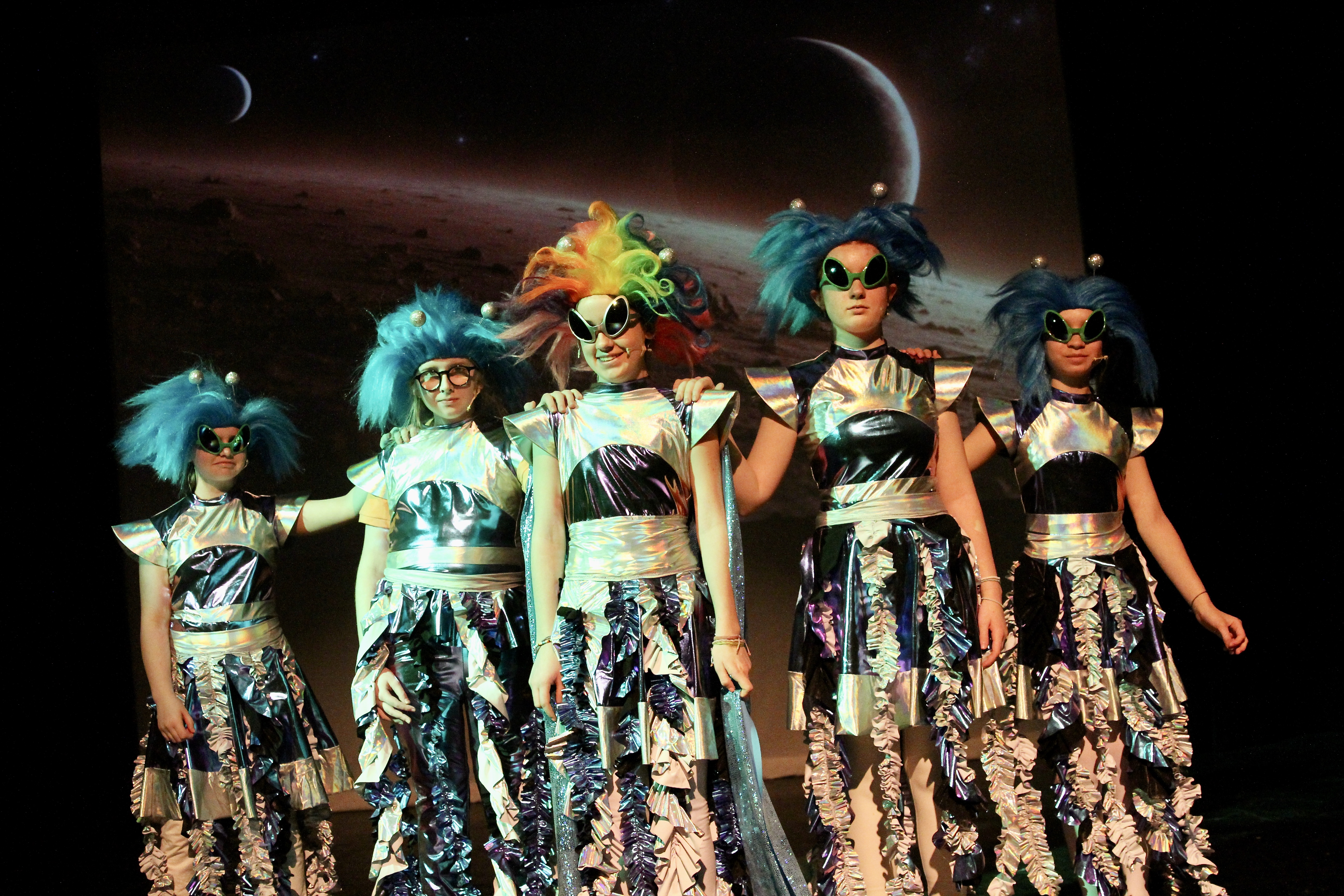 Pluto - The Aliens on Planet Pluto